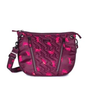 LUG SWIVEL LIKE NEW CAT PRINT NYLON CROSSBODY BAG WINE & PINK EXPANDABLE‎ DEPTH